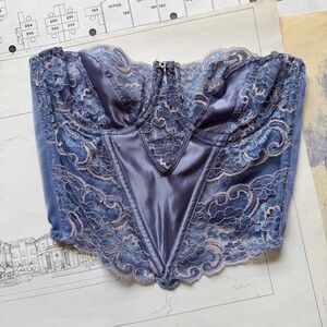 Dreamy violet lace dior corset